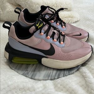 Nike 10 Air Max Verona 'Plum Chalk' Women’s CI9842-500 neon green, soft violet